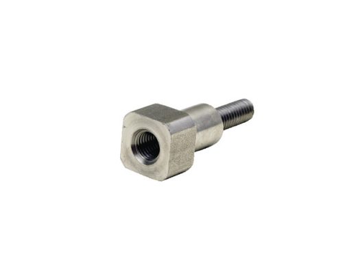Csatlakozó adapter M10x1,25 balos
