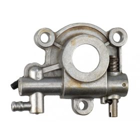 Kínai fűrész olajszivattyú 62 cm³