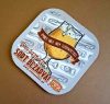 Retro poháralátét - Ember vagy, nem szörnyeteg! Sose hagyj egy sört bezárva! - szürke - 9,5x9,5 cm