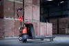 EP F3 elektromos gyalogkíséretű raklapemelő 1500 kg, Li-Ion 24 V/20 Ah, támasztókerék nélkül EP-F3