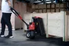 EP F3 elektromos gyalogkíséretű raklapemelő 1500 kg, Li-Ion 24 V/20 Ah, támasztókerék nélkül EP-F3